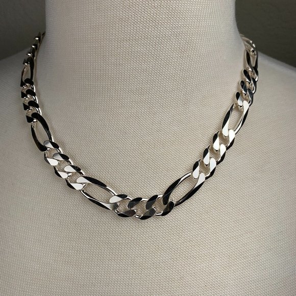 NEW 71.4 grams 22" 9.5mm Sterling Silver Figaro Chain Necklace from Italy - Picture 1 of 5